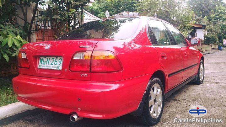 Honda Civic Automatic - image 4