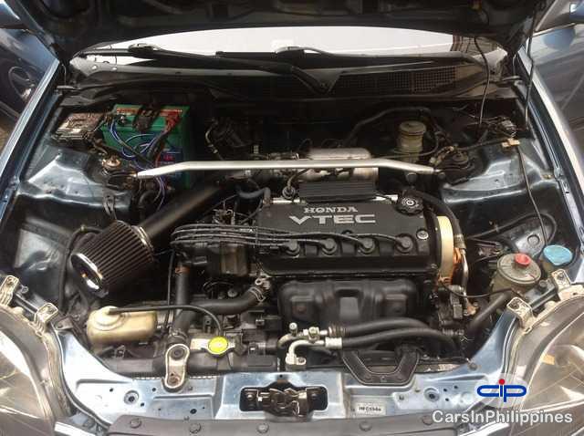 Honda Civic Automatic - image 2