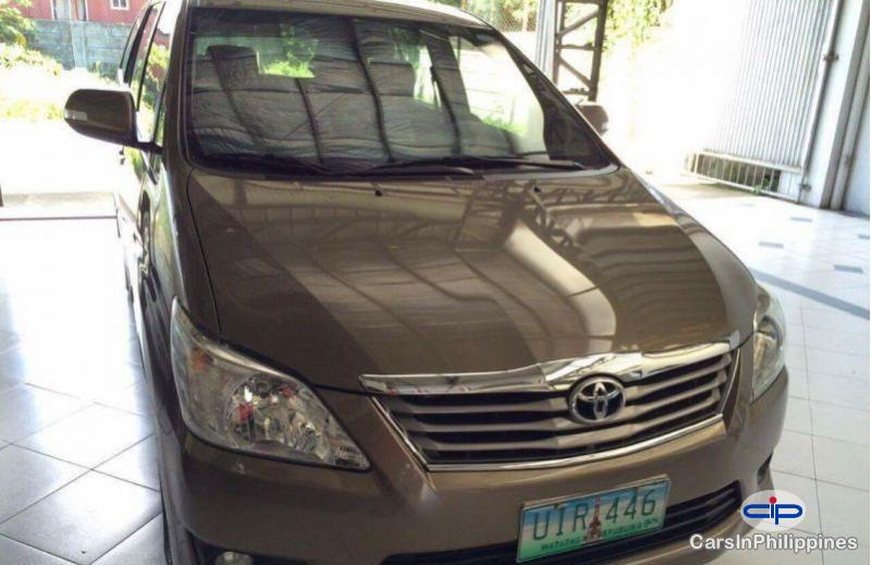 Picture of Toyota Innova Manual 2012