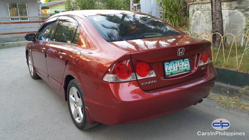 Honda Civic Automatic - image 7