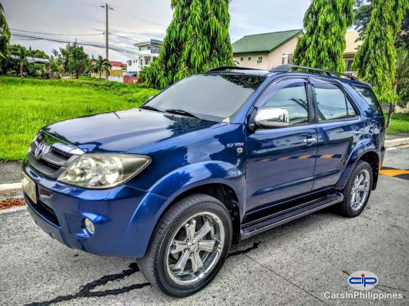 Picture of Toyota Fortuner Automatic 2008