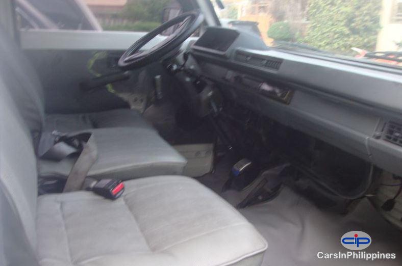 Mitsubishi L300