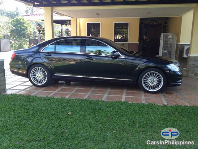 Mercedes Benz S-Class Automatic 2011