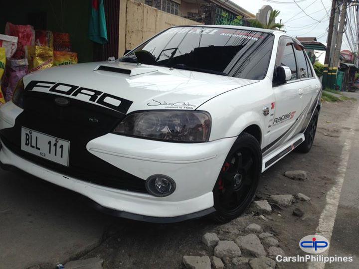Pictures of Ford Lynx Automatic 2002