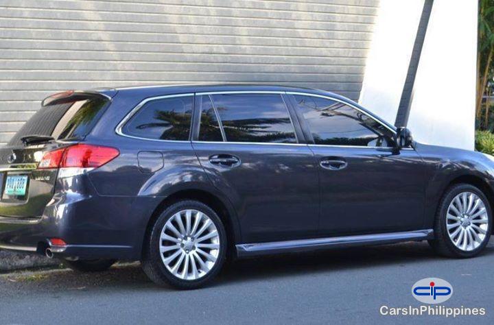 Pictures of Subaru Legacy Automatic 2010