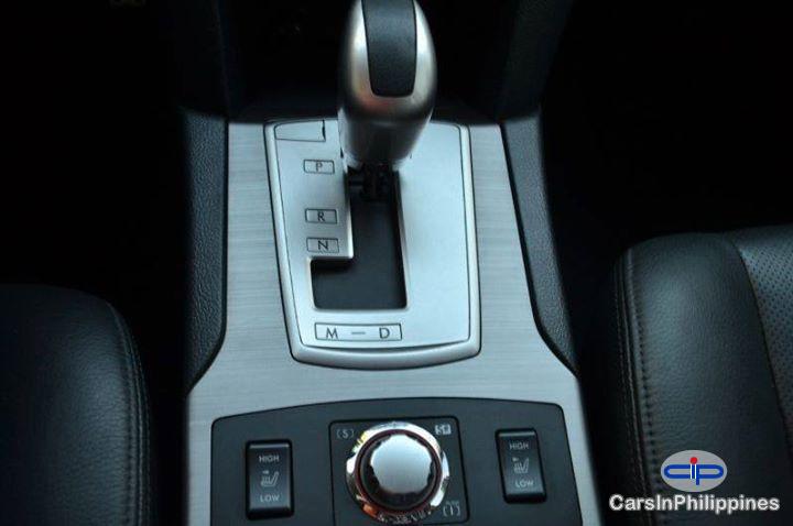 Subaru Legacy Automatic 2010 - image 4
