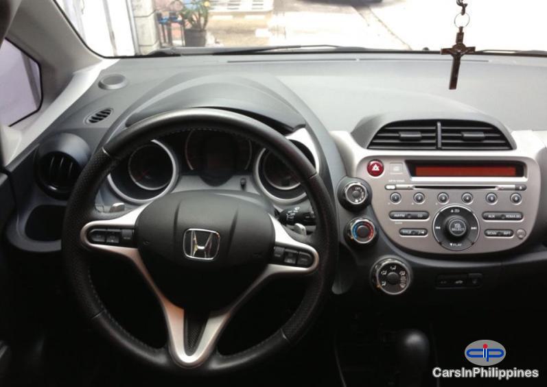 Honda Jazz Automatic 2012 - image 3