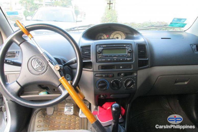 Toyota Vios - image 2