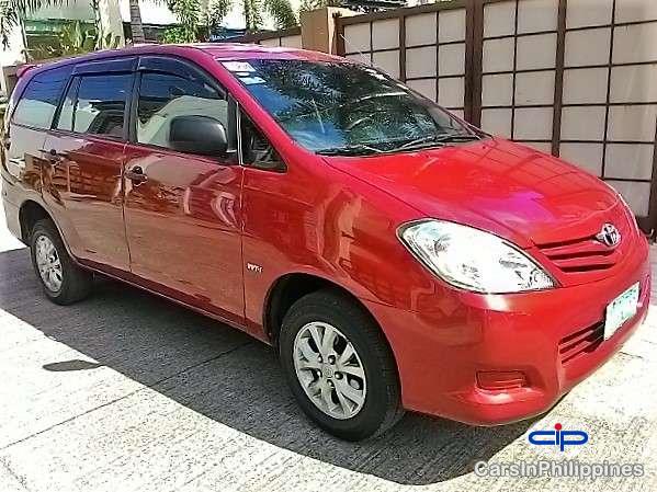 Pictures of Toyota Innova Automatic 2009