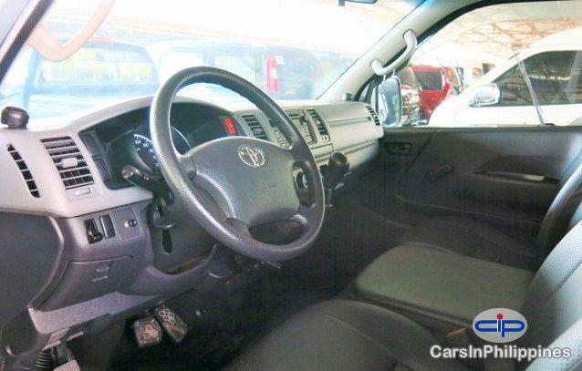 Toyota Hiace Manual - image 3