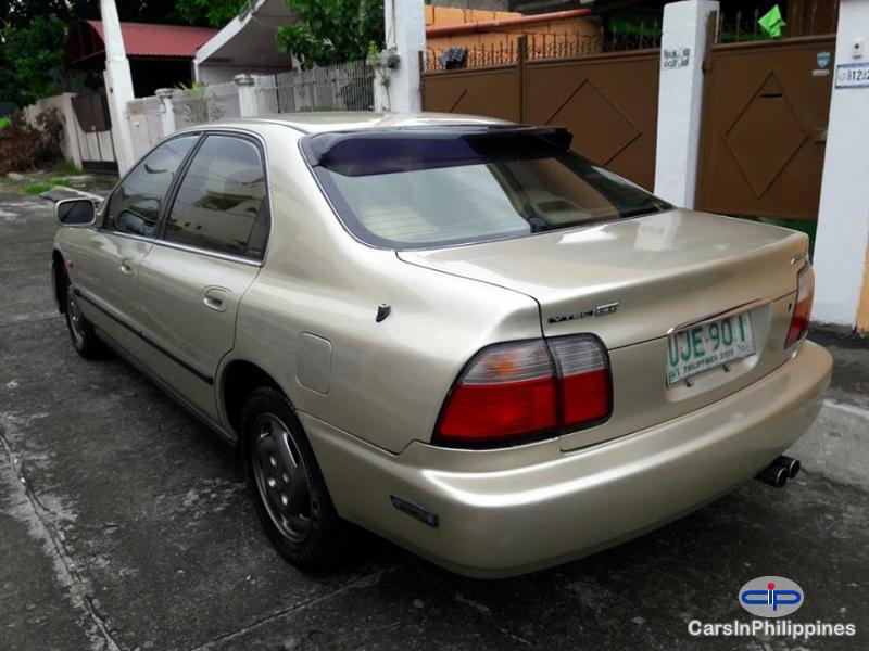 Honda Accord Manual - image 5