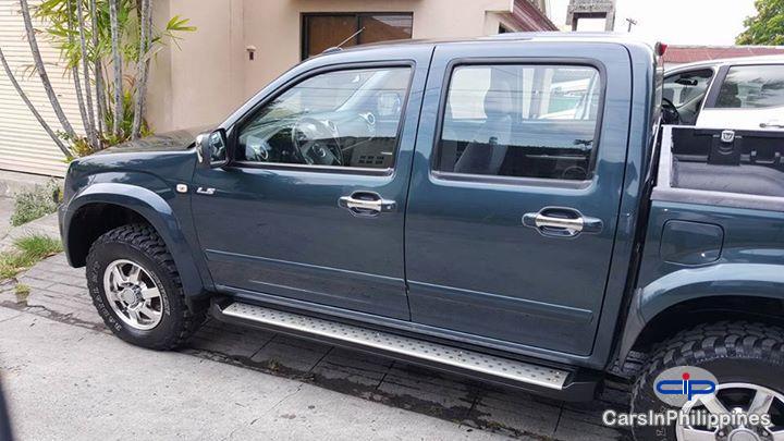 Pictures of Isuzu D-Max Automatic 2010