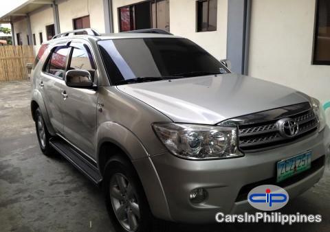 Pictures of Toyota Fortuner Automatic 2006
