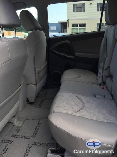 Toyota RAV4 Automatic 2012 - image 6
