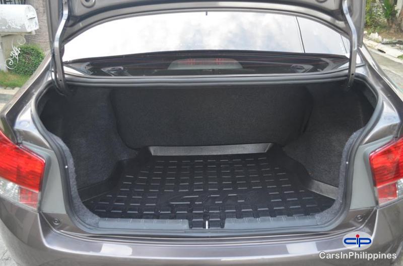 Honda City Automatic 2011 - image 3