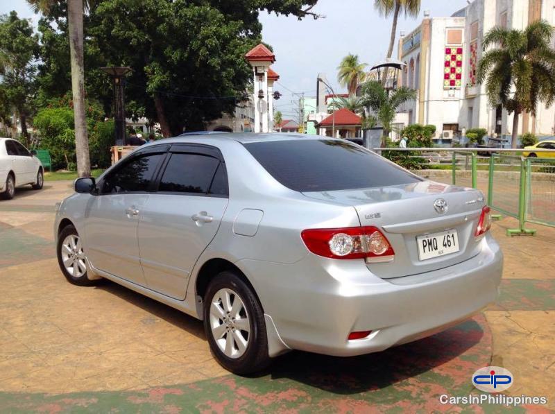 Toyota Corolla Manual 2011 in Metro Manila