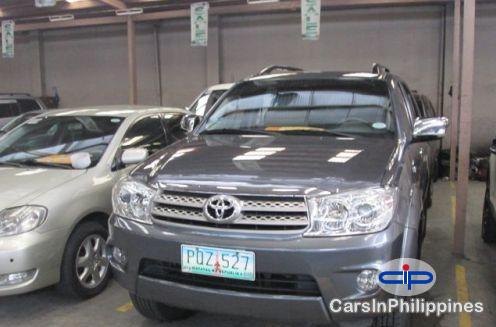 Picture of Toyota Fortuner Automatic 2011