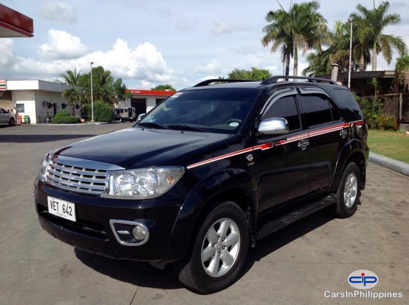 Toyota Fortuner Manual 2010
