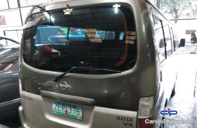 Nissan Urvan - image 4