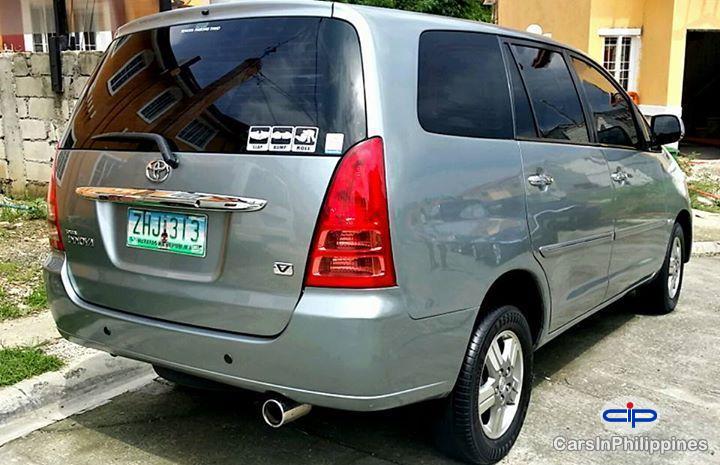 Toyota Innova Automatic 2007 - image 2