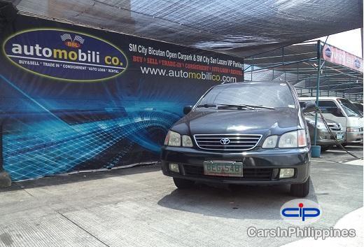 Picture of Toyota Previa Automatic 1998