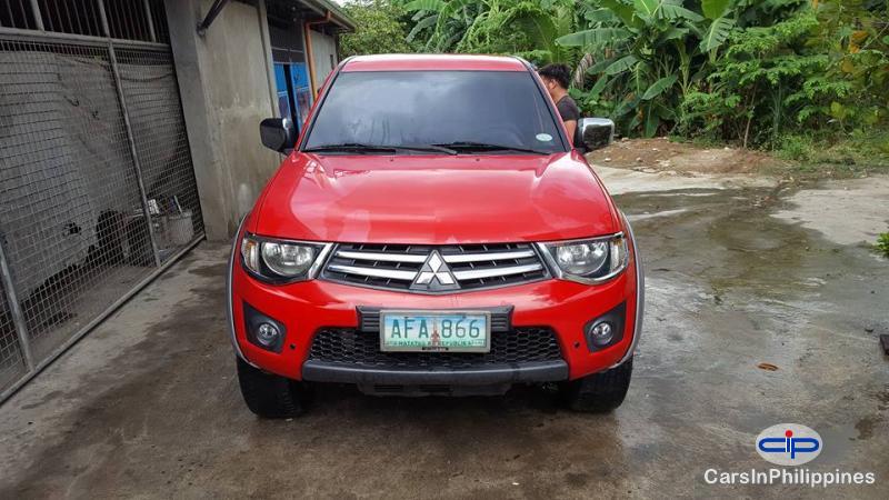 Picture of Mitsubishi Strada Automatic