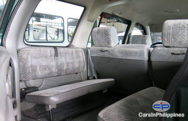 Isuzu Crosswind Manual 2001 - image 4