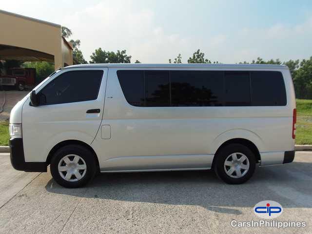 Pictures of Toyota Hiace Manual