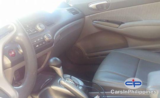 Honda Civic Automatic 2010 - image 2