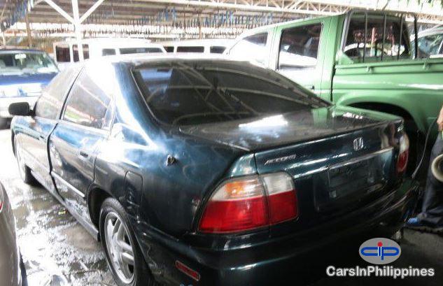 Honda Accord - image 3