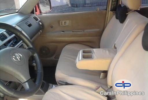 Toyota Revo Automatic 2005 - image 2