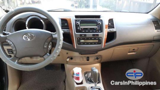 Toyota Fortuner Automatic 2011