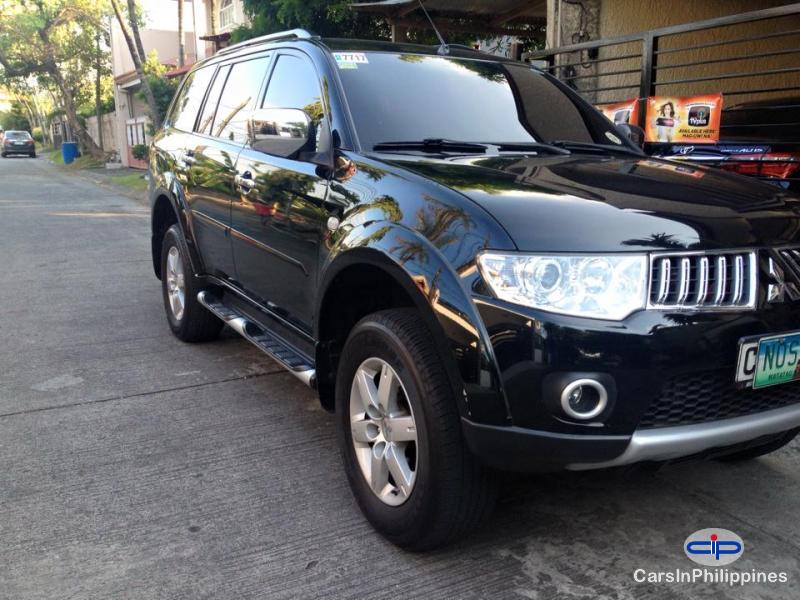 Picture of Mitsubishi Montero Sport Automatic