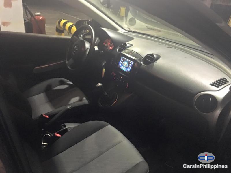 Mazda Mazda2 Automatic - image 5