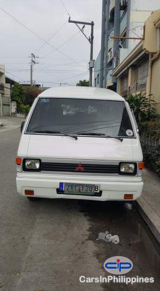 Picture of Mitsubishi L300 Manual in Antique