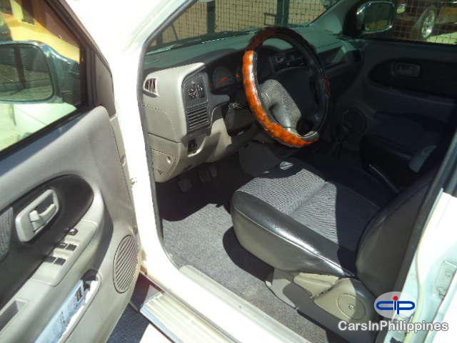 Isuzu Crosswind Manual 2007 - image 2