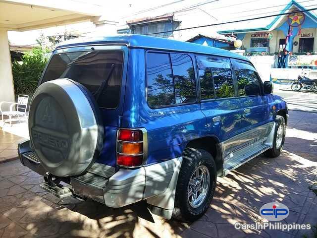 Mitsubishi Pajero Manual - image 2