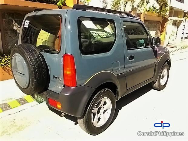 Suzuki Jimny Manual - image 3