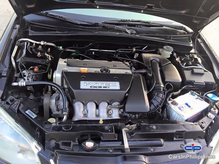 Honda Civic Automatic - image 7