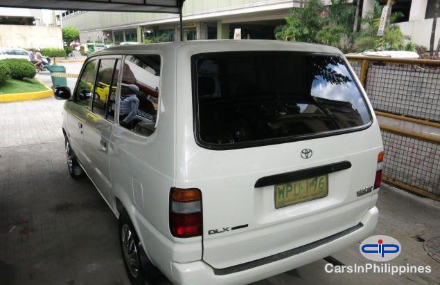Toyota Revo Manual 2000 - image 2