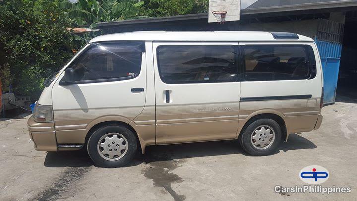 Toyota Hiace Manual 2008 - image 2
