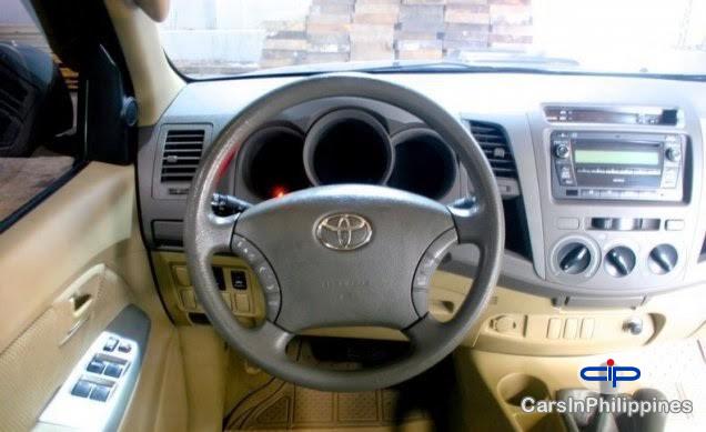 Toyota Hilux Manual 2011