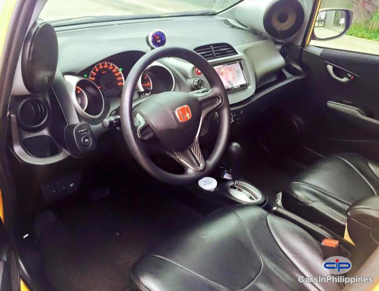 Honda Jazz Automatic 2011 in Davao Oriental