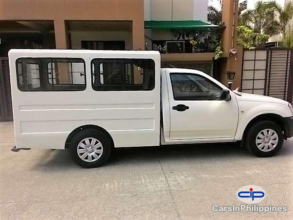 Isuzu D-Max in Sorsogon
