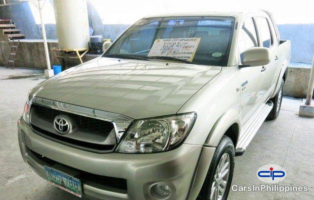 Picture of Toyota Hilux Manual 2010