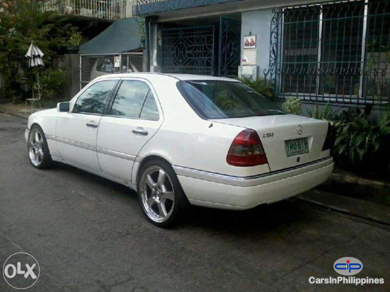 Mercedes Benz C-Class Automatic - image 4