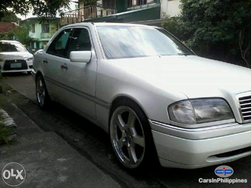 Mercedes Benz C-Class Automatic - image 8