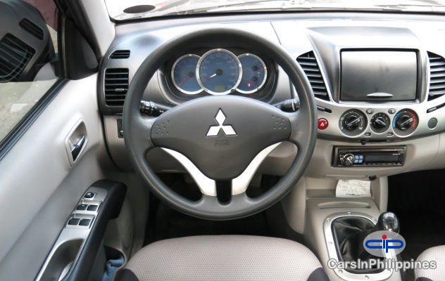 Mitsubishi Strada Manual 2009 in Metro Manila