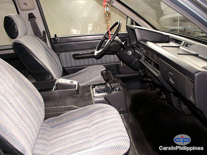 Toyota LiteAce Manual 1999 - image 4