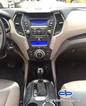 Hyundai Santa Fe Automatic 2013 - image 4